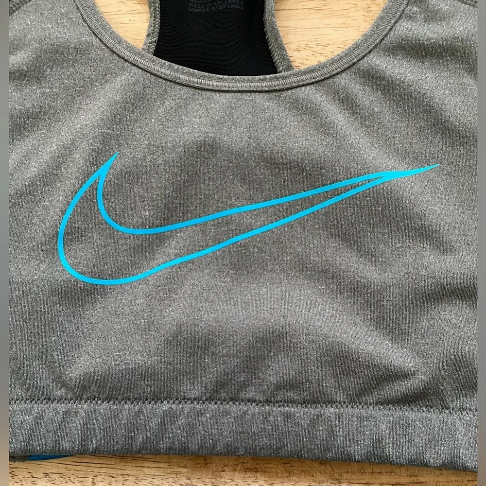 Nike Dri Fit Women’s Sz L Gray/Blue Classic Style Performance Sports‎ Bra